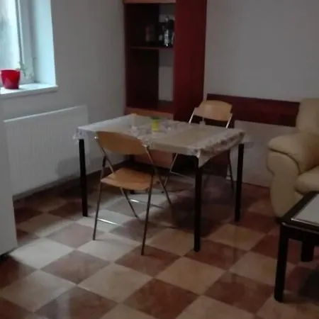 Kwatera prywatna Halex 3 *