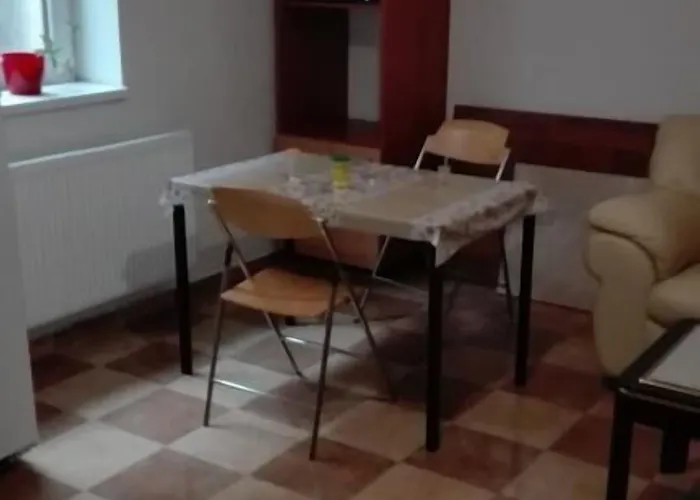 Δωμάτια σε οικογενειακή κατοικία Halex 3 *